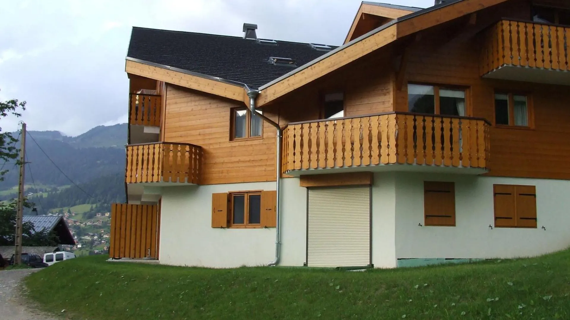 Apartment Charmant Appartement Avec Balcon A Chatel - 4 Pers, Proche Centre Et Telecabine - Fr-1-198-172